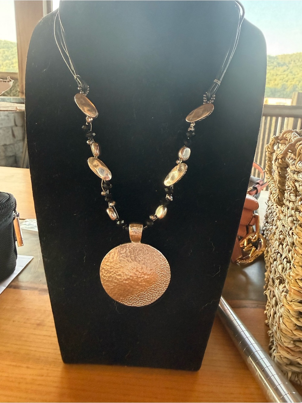 Hammered Disc Pendant Necklace - silver Tone